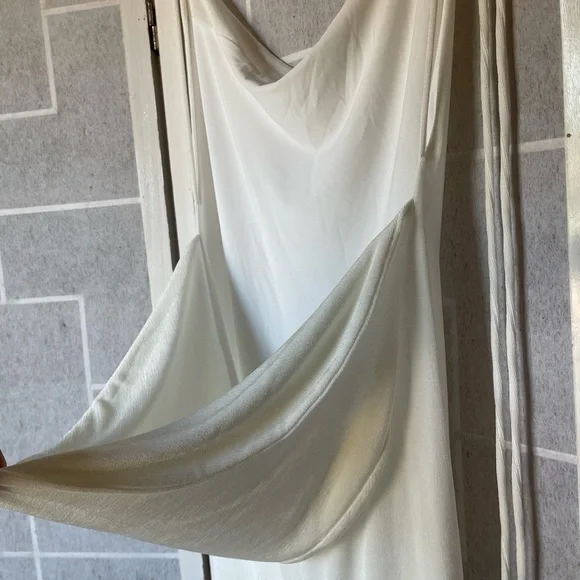 Melani Long Laces Draped Cowl Backless Maxi Dress 🕊️ - Picture 12 of 14